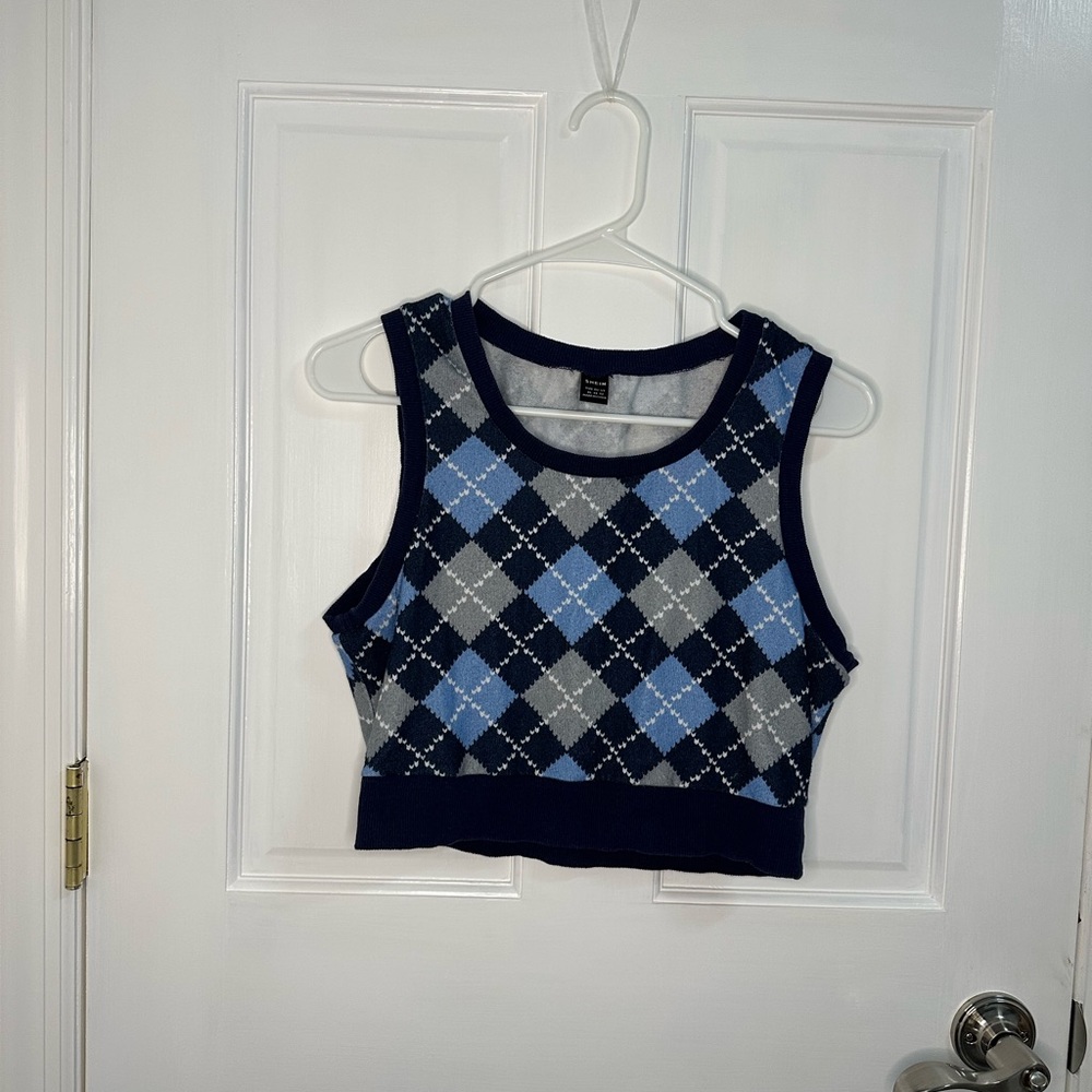 Cute plaid crop short sleeve shirt